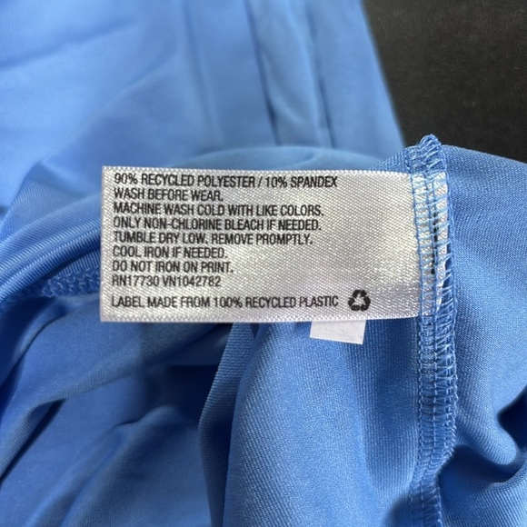 Art Class UPF 50+ Sun protection, crewneck,short sleeve, pullover stretch top - Picture 9 of 9